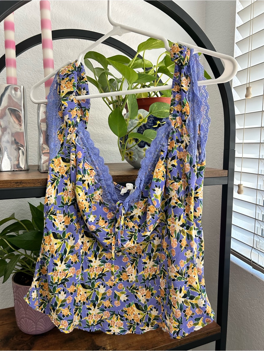 Women’s Lace ASTR blouse